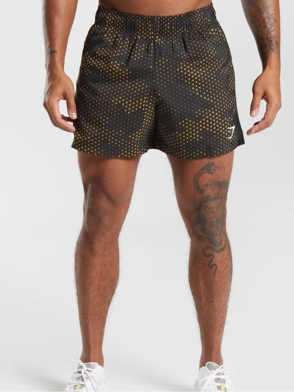 Gymshark Training Shorts – Men’s Medium – Black/Yellow Geometric Print